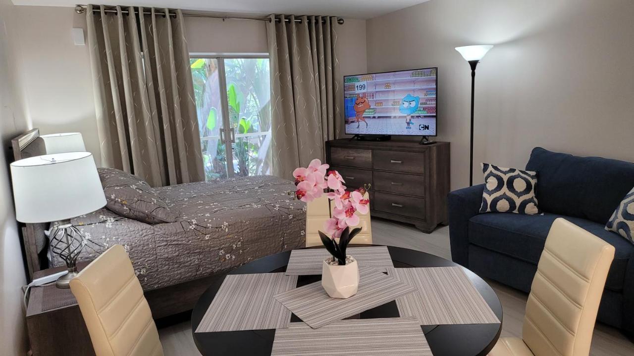 Beach Front Condo Paradise. Ground Floor.Studio. Longboat Key Exterior photo