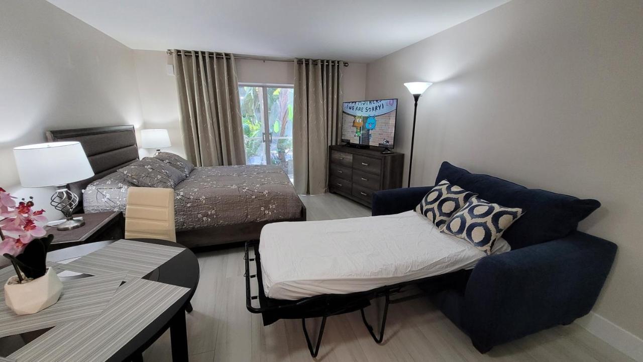 Beach Front Condo Paradise. Ground Floor.Studio. Longboat Key Exterior photo